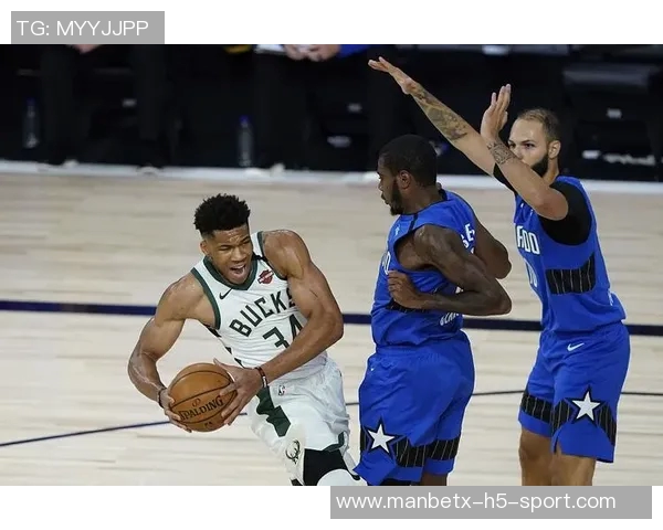 武切维奇幽默调侃字母哥暴扣背后原因引发热议